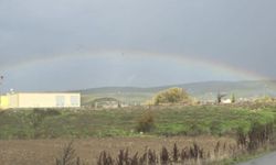 Moymul Ovası gökkuşağıyla renk cümbüşüne döndü