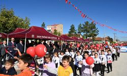 Cumhuriyet’in 102. yılı İnönü'de gösterilerle kutlandı