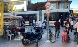 Eskişehir’de trajikomik manzara: Kurallar levhada kaldı!