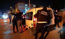 Eskişehir polisi 71 Evler’de kuş uçurtmadı