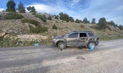 Bilecik yolunda araç takla attı!