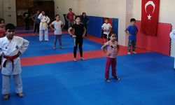 Çifteler Kızılelma’da karate eğitimleri başlıyor