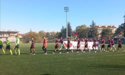 Demirspor pankartla çıktı