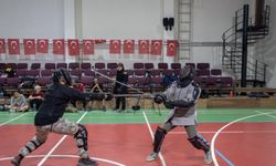 Eskişehir’de kılıç sporu ile kuşaklar arası köprü