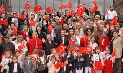 Eskişehir'de çocuklar ve büyükler Cumhuriyet coşkusunu yaşadı