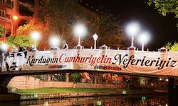 Eskişehirsporlulardan gururlandıran 29 Ekim pankartı!