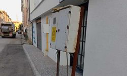 Eskişehir'de açık kalan elektrik panosu endişelendirdi!