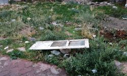 Eskişehir’de boş arsalar çöplüğe döndü