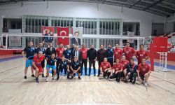 Bozüyük’te Kurumlar Arası Voleybol Turnuvası bşladı