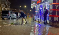 Eskişehir’de sağanak yağış hayatı felç etti!