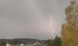 Tavşanlı’da ani dolu yağışı hayatı olumsuz etkiledi