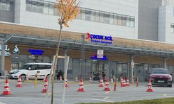 Banyoda doğum yaptı, bebeğini havalandırma boşluğuna attı!