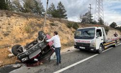 Bozüyük’te kontrolden çıkan kamyonet takla attı!