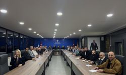 AK Parti Bilecik’te toplantı öncesi şehit için Fatiha okudu