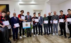 Milli Eğitim Müdürü Şimşek, dünya üçüncüsü öğrencileri ağırladı