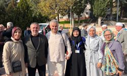 Başkan Yıldırım, umrecilerin manevi duygularına ortak oldu