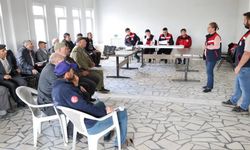 Afyon’da çiftçilere yönelik toplantılar sürüyor