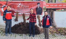 Kütahya'da çiftçilere yüzde 75 hibeli 3 bin ahududu fidanı dağıtıldı