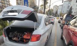 Eskişehir'de motosikletli sürücünün nazik müdahalesi, trafikte gülümsetti!