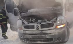 Seyir halindeki araçta yangın çıktı!