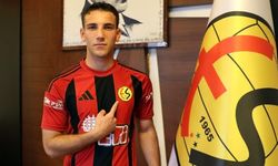 Eskişehirspor genç oyuncuyla imza attı!