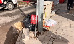 Eskişehir'de yol kenarına bırakılan çöpler tepki topladı!