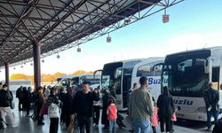 Eskişehir'de tatil yoğunluğu: Otogar doldu taştı!