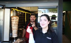 Eskişehir’e Kore’den gelen dönerci çift yoğun ilgi görüyor!