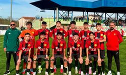 İlk kez takıldılar