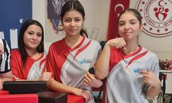 Okullu bilekçiler madalyaları topladı