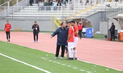 Abi kardeş aynı anda oyuna girdiler