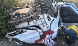 Hurdaya dönen araçta sürücü can verdi!