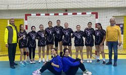 Tayfur Bayar’ın sporcuları şampiyonluğu istiyor