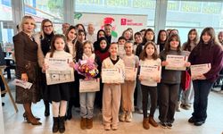 Eskişehir'de minikler geleceğin robotik hayvanlarını resimledi