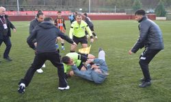 Eskişehir’de futbol maçında hakeme şiddet!