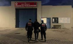 Afyon'da Jandarma çeşitli suçlardan arananları yakaladı
