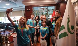 Başkan Ataç ile mutluluklarını paylaştılar