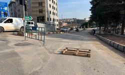 Bilecik'teki kaldırım çalışması sürücüleri çileden çıkardı!