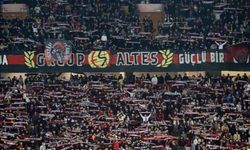 Eskişehirsporlular tribünleri tarih yazdı: 30 bin taraftar tek yürek!