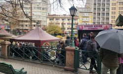 Eskişehir'de sıcaklık düşse de turistlerin gözdesi!