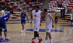 Eskişehir takımının yeni transferi ilk maçında 4 sayı attı