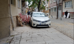 Eskişehir'de kaldırımda yürümek ne mümkün!