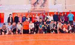 Mihalıççık’ta voleybol heyecanı start aldı