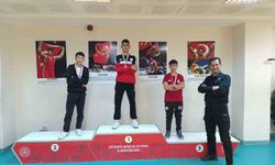 Pazarlar Spor Lisesi'nden güreşte gururlandıran başarı!