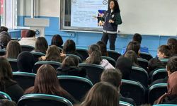 Sandıklı'da polisten lise öğrencilerine yönelik eğitim