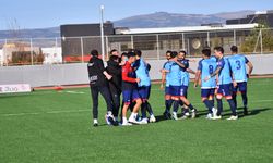 Yeni lider devre arasına moralli girmek istiyor