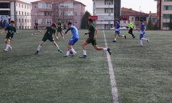 Yıldız Erkekler futbol müsabakaları renkli görüntülere sahne oldu