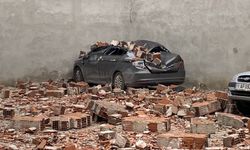 Fırtına Eskişehir'i vurdu: Araçlar pert oldu!