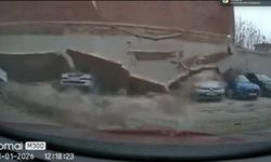 Fırtına Eskişehir’de korkuttu: Araçların kağıt gibi ezildiği anlar