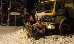 Eskişehir’de kar mesaisi: Gece boyunda sahadaydılar!